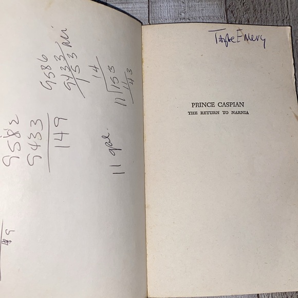 CS Lewis Prince Caspian paperback book vintage - Picture 3 of 10